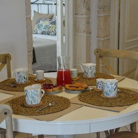 펜션 Dimora Alborelli *